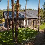 Sherlock Villa *