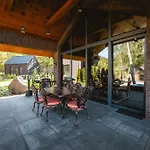 Villa Sherlock Czarnowiec